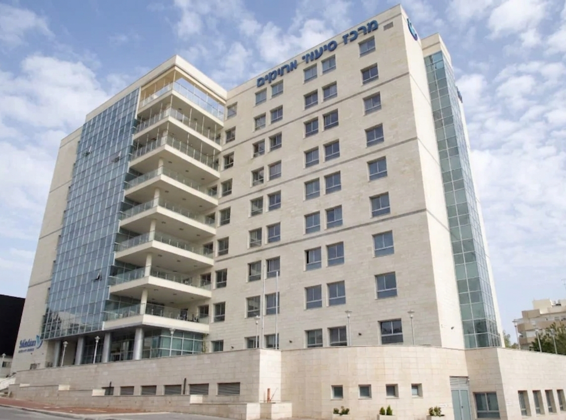 מרכז סיעודי וותיקים – בני ברק